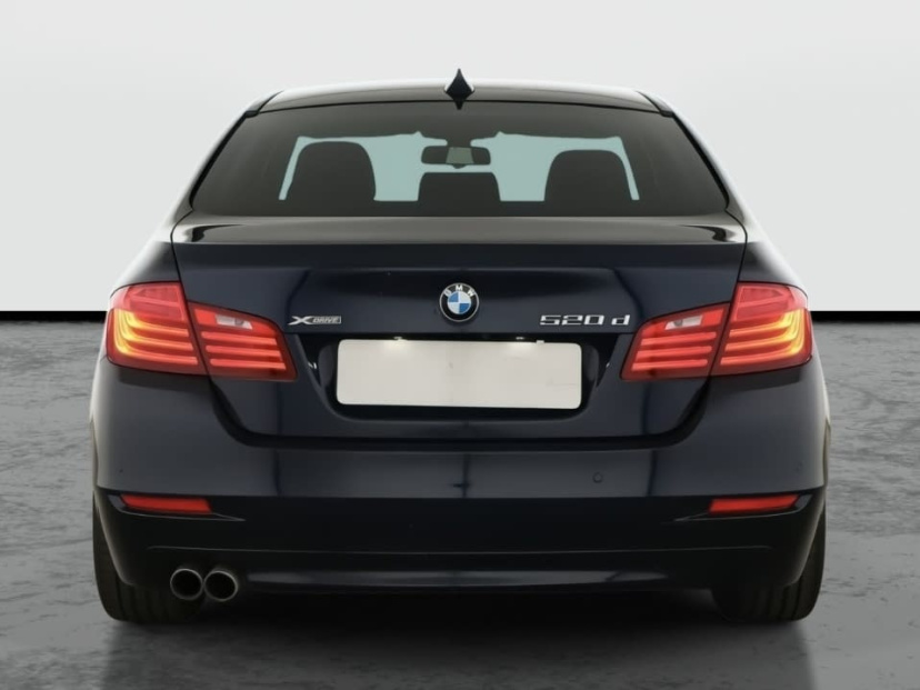 BMW 5, 2015