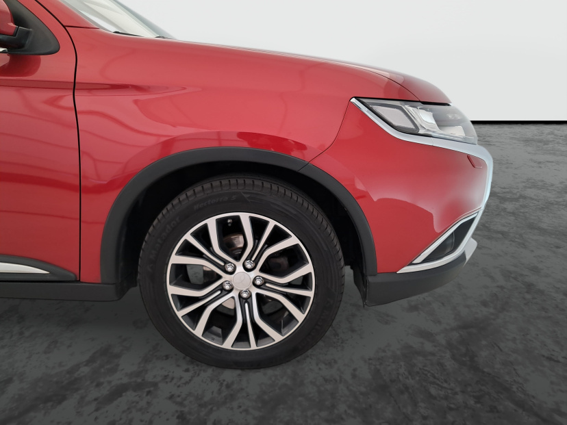 Mitsubishi Outlander, 2016
