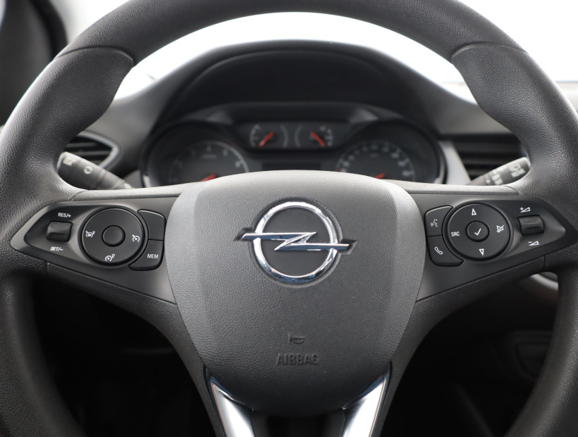Opel Crossland, 2021