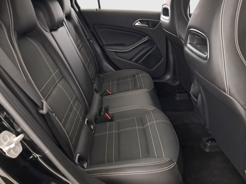 Mercedes-Benz A, 2013