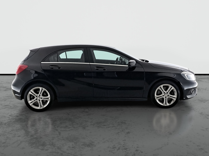 Mercedes-Benz A, 2013
