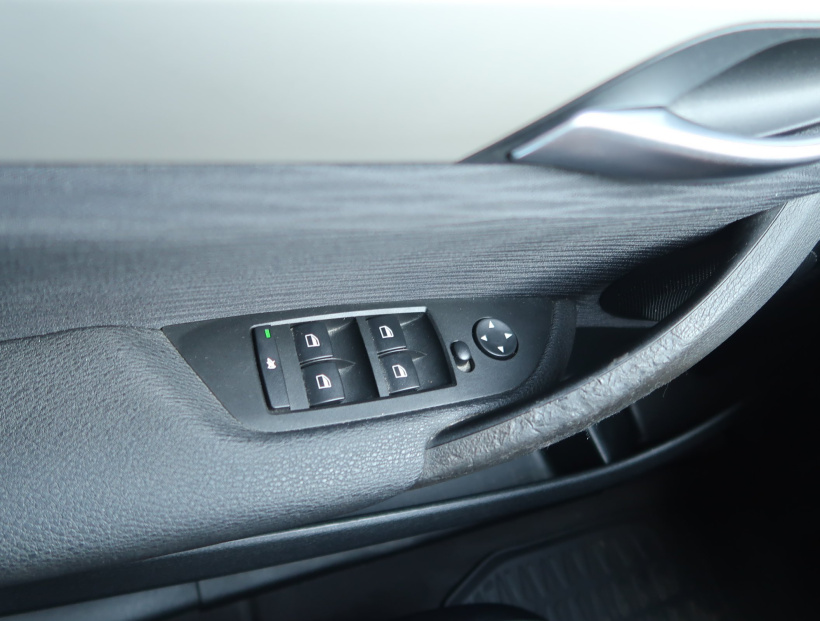 BMW X1, 2011