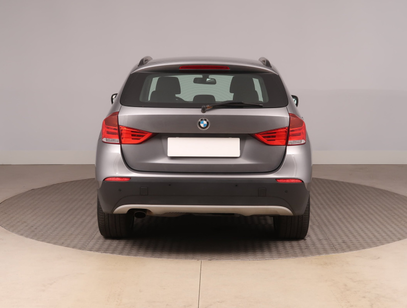 BMW X1, 2011