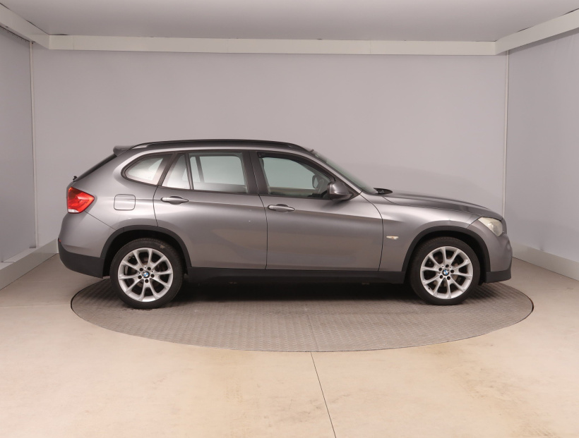 BMW X1, 2011