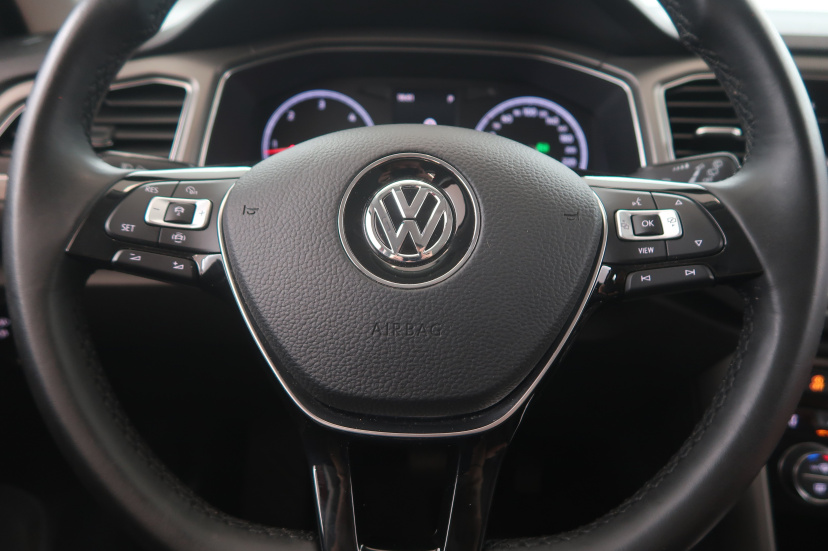 Volkswagen T-Roc, 2020