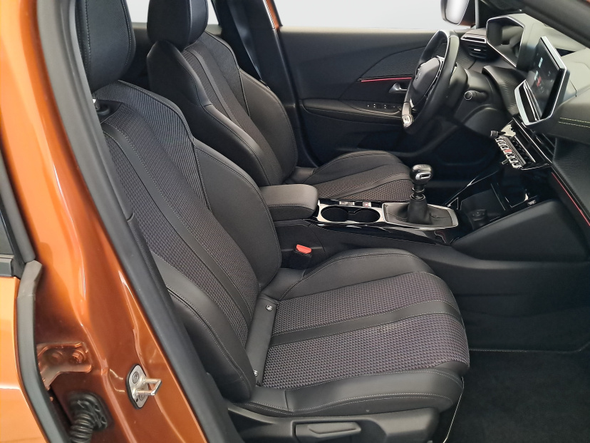 Peugeot 2008, 2021