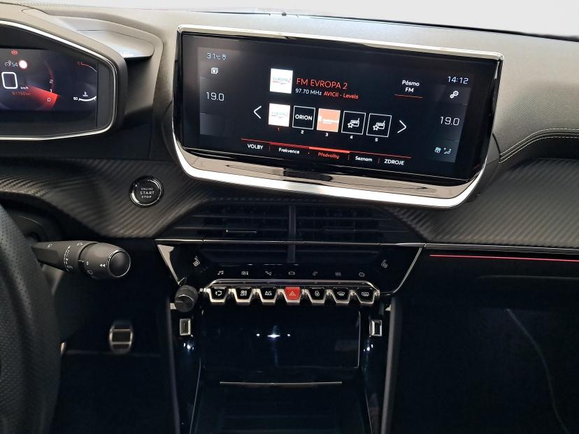 Peugeot 2008, 2021