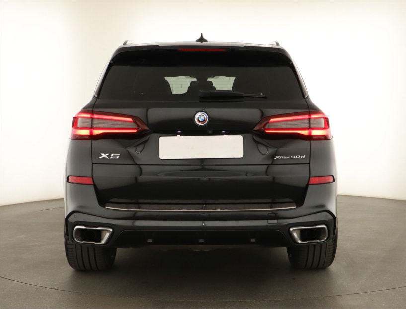 BMW X5, 2022