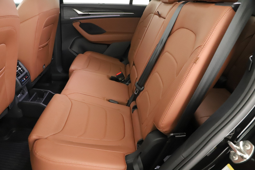 Volkswagen Passat, 2016