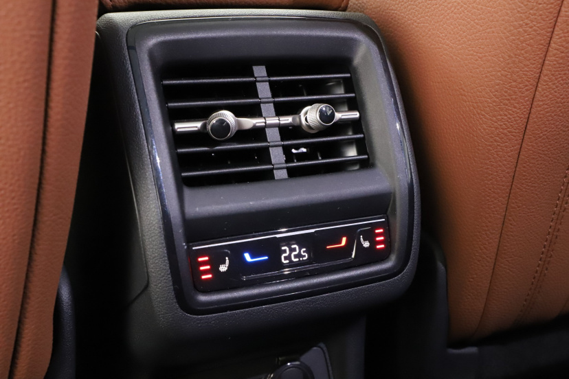 Volkswagen Passat, 2016