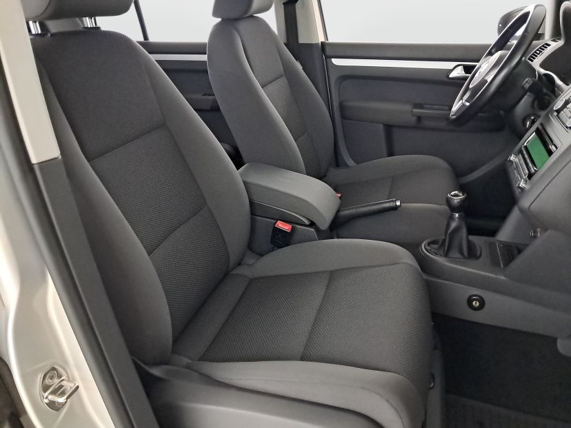 Volkswagen Touran, 2012
