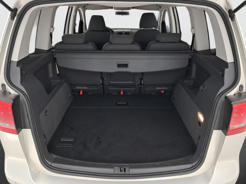 Volkswagen Touran, 2012