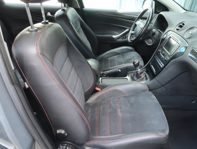 Ford Mondeo, 2013
