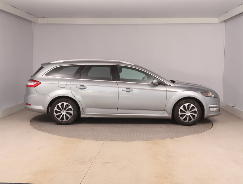 Ford Mondeo, 2013