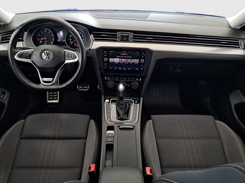 Volkswagen Passat, 2020
