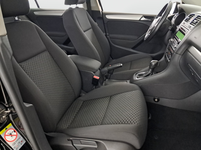 Volkswagen Golf, 2011