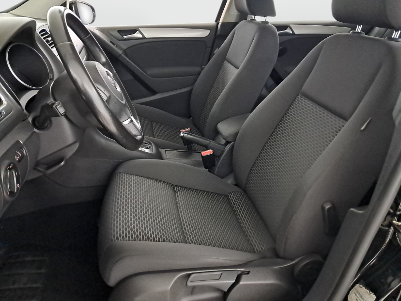 Volkswagen Golf, 2011