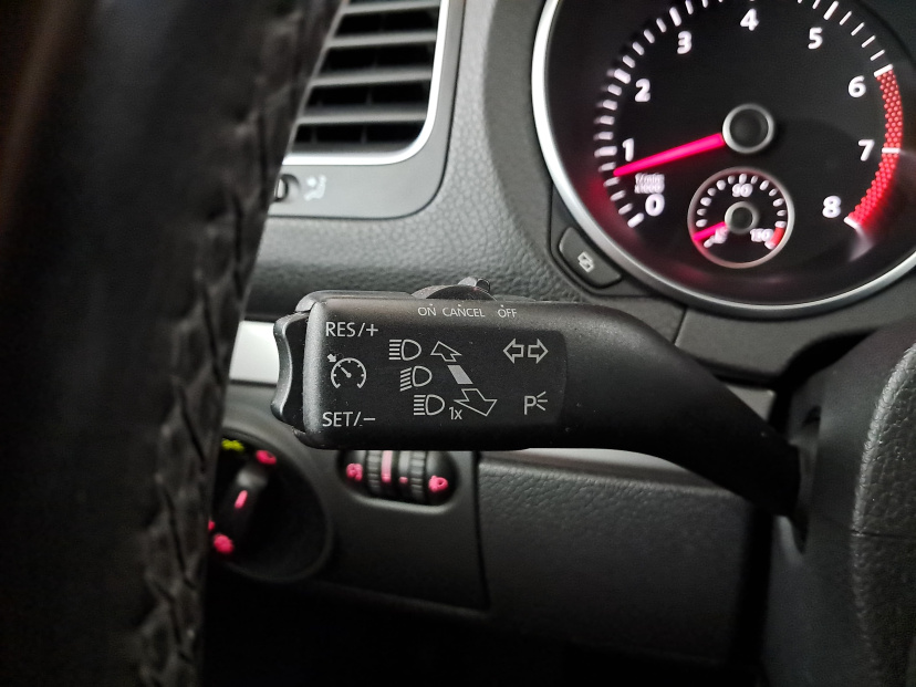 Volkswagen Golf, 2011