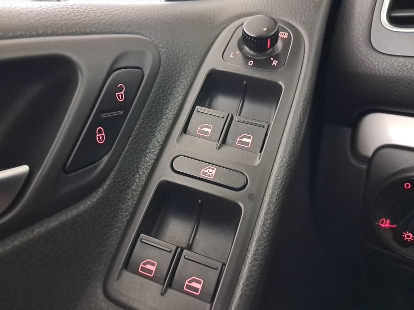 Volkswagen Golf, 2011
