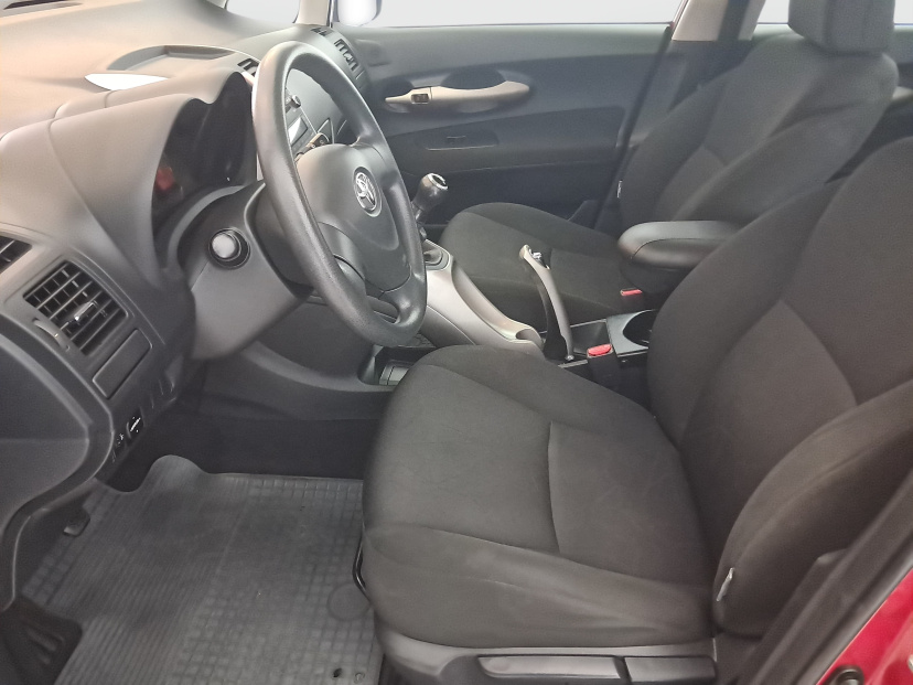 Toyota Auris, 2008