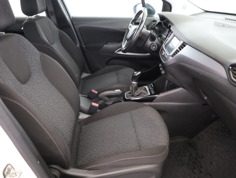 Opel Crossland, 2019