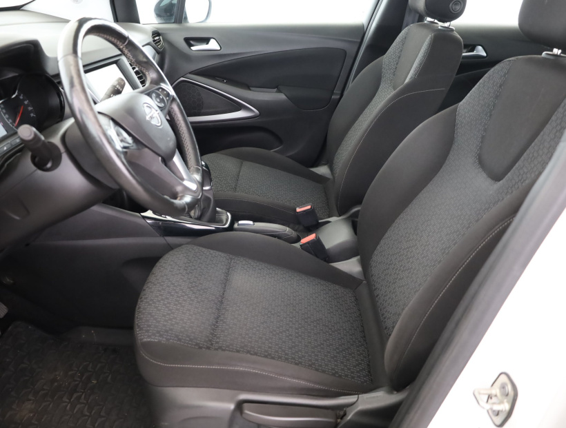 Opel Crossland, 2019