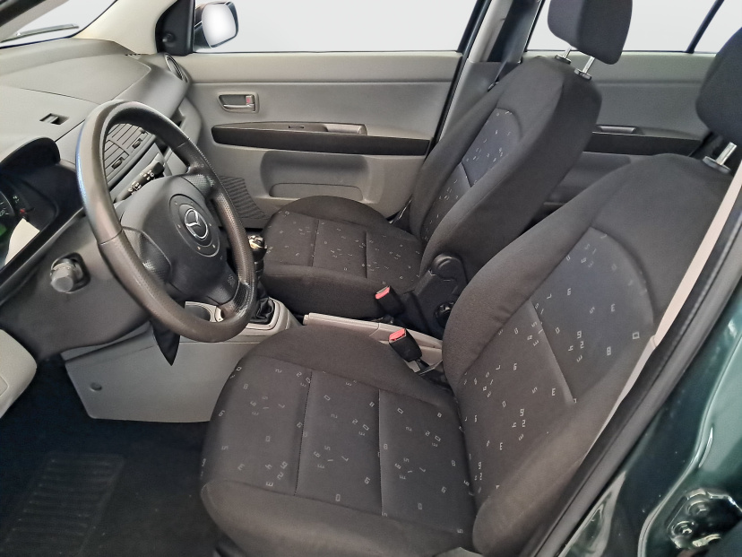 Mazda 2, 2006