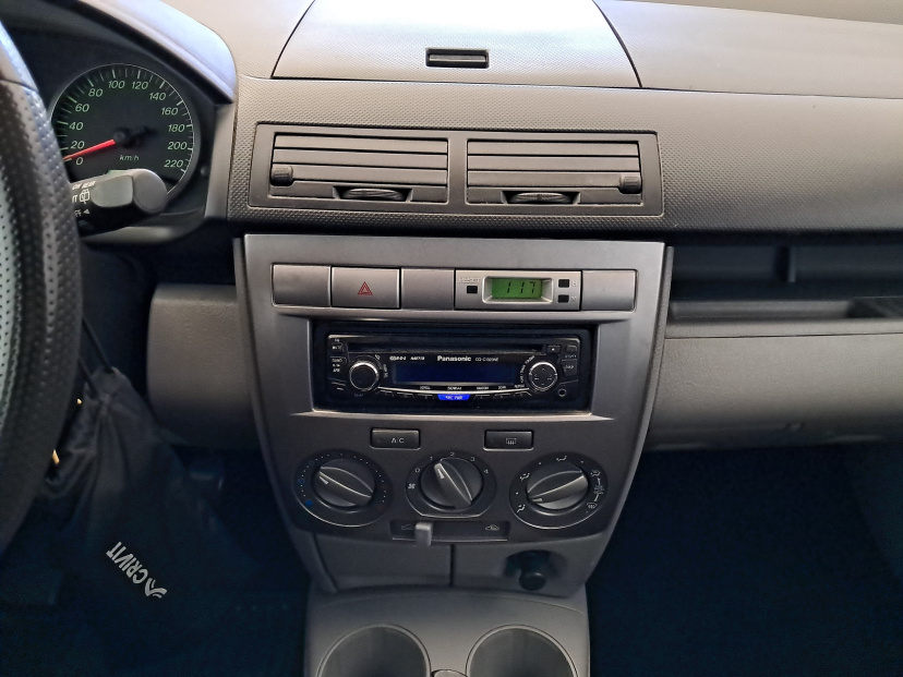 Mazda 2, 2006