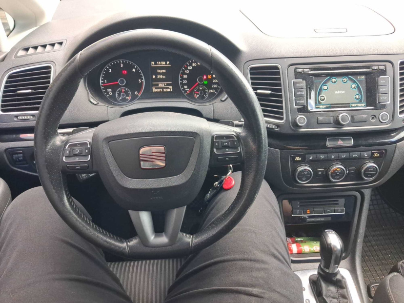 Seat Alhambra, 2012