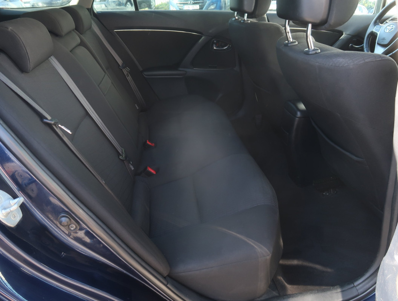 Toyota Avensis, 2009
