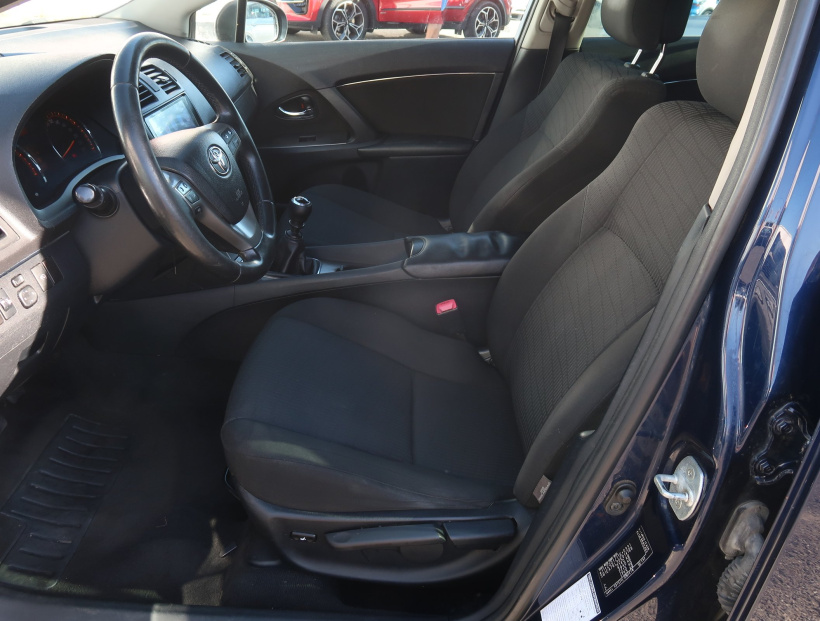 Toyota Avensis, 2009