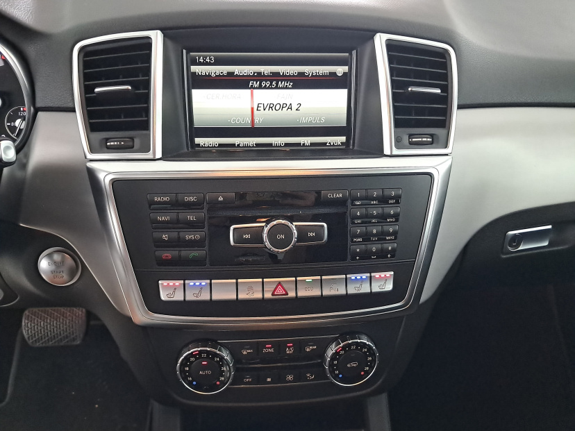 Mercedes-Benz ML, 2015