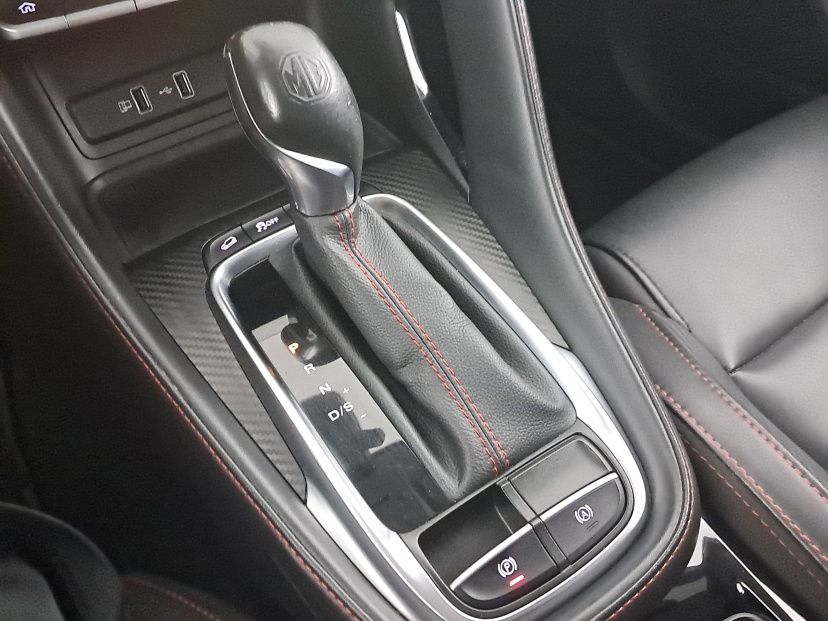 MG ZS SUV, 2022