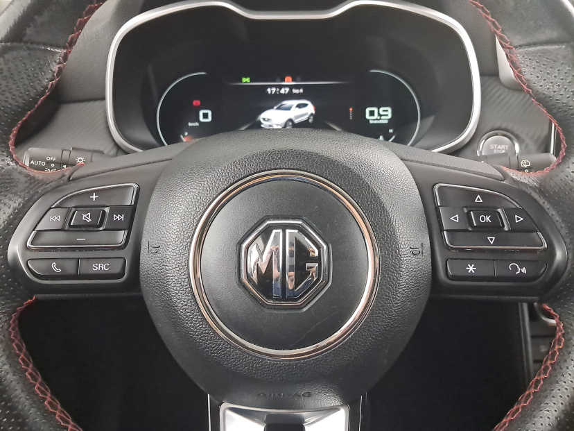 MG ZS SUV, 2022