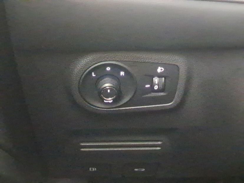 MG ZS SUV, 2022