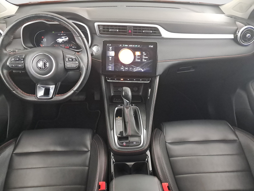MG ZS SUV, 2022