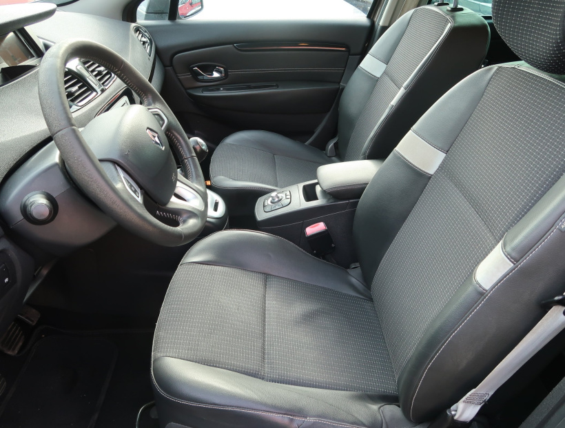 Renault Scenic, 2012