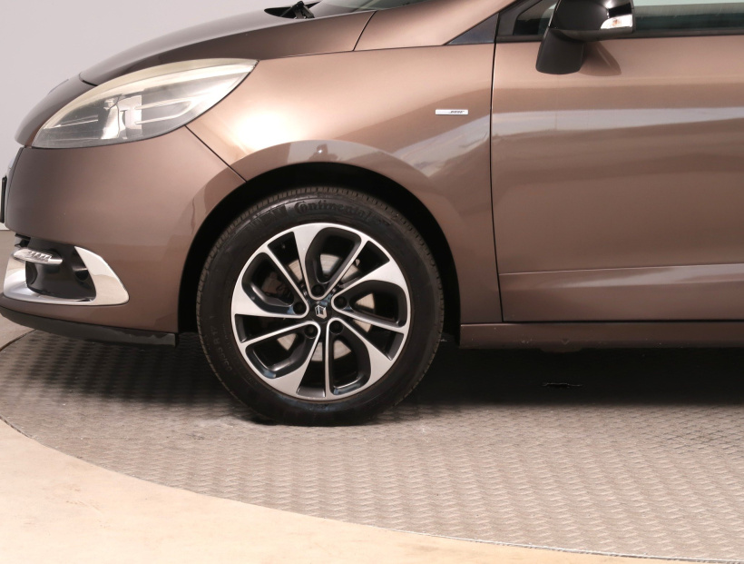 Renault Scenic, 2012