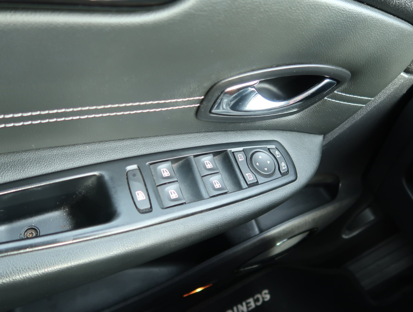 Renault Scenic, 2012