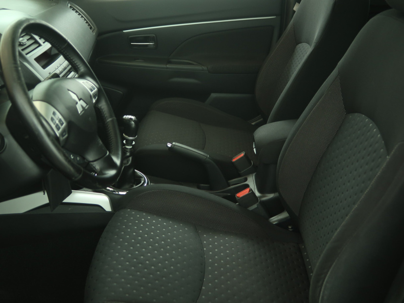 Mitsubishi ASX, 2010
