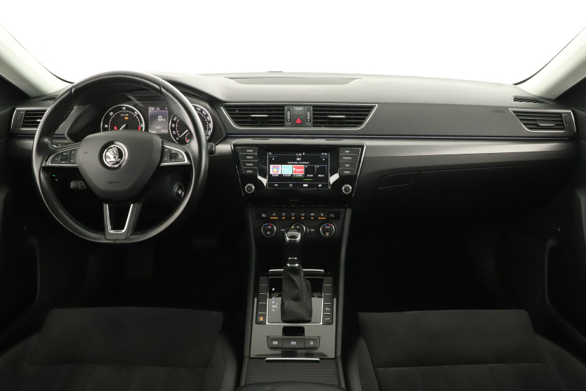 Škoda Superb, 2015