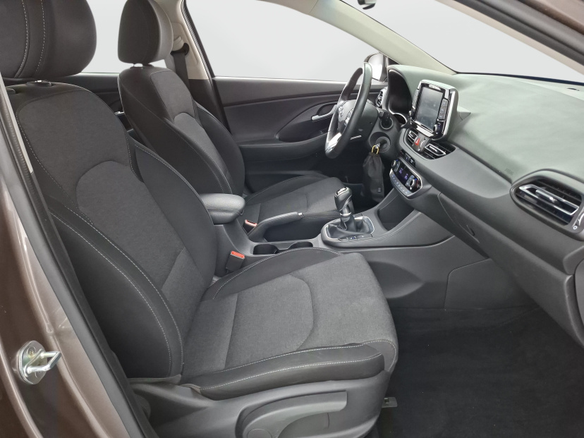 Hyundai i30, 2022