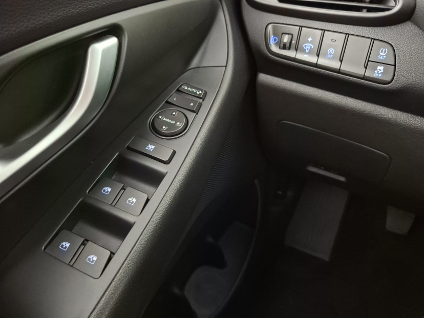 Hyundai i30, 2022