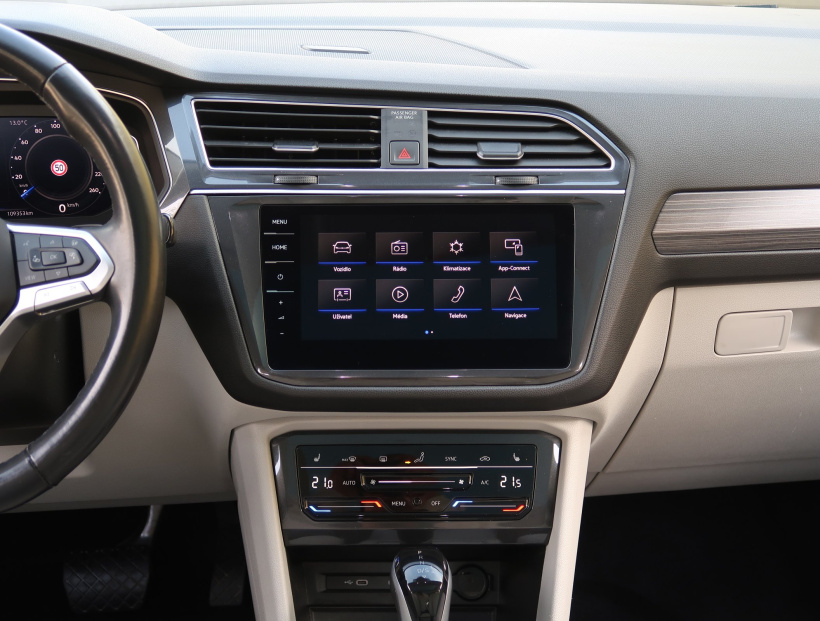 Volkswagen Tiguan, 2023