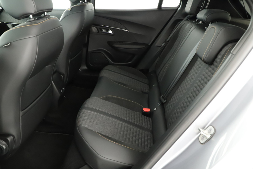 Peugeot e-2008, 2022