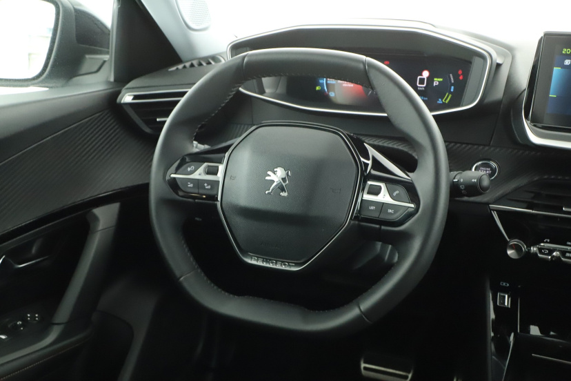 Peugeot e-2008, 2022