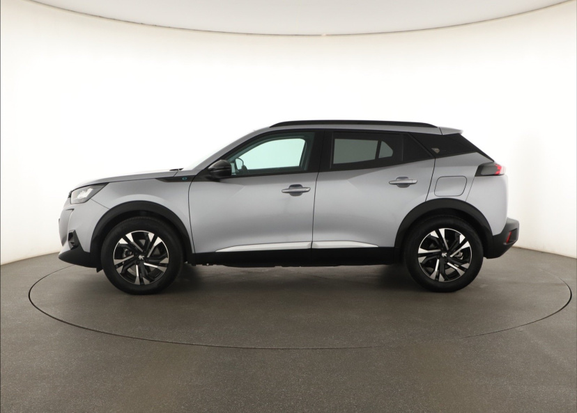 Peugeot e-2008, 2022
