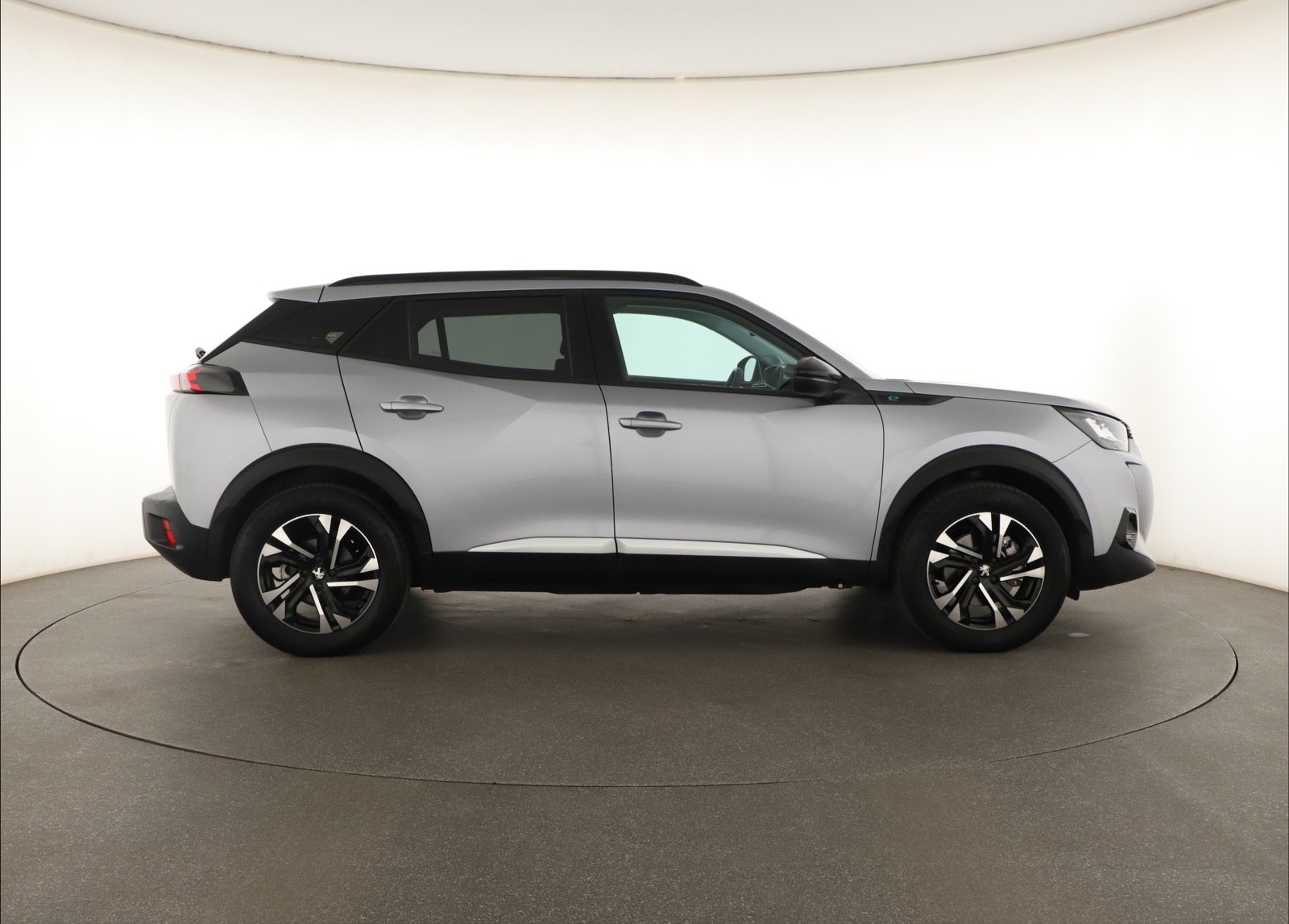 Peugeot e-2008 - 2022