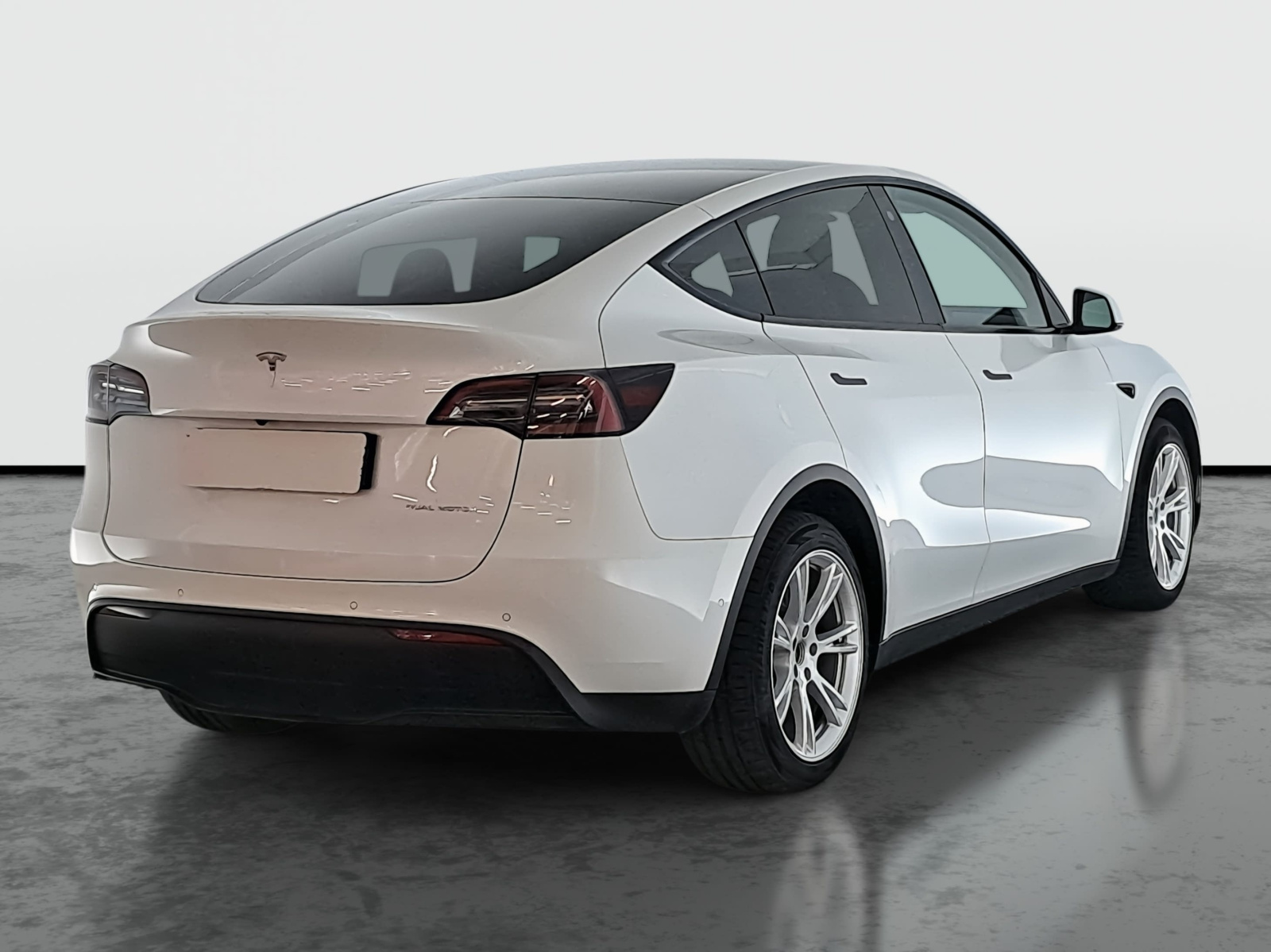 Tesla Model Y Long Range AWD – fotografie 7