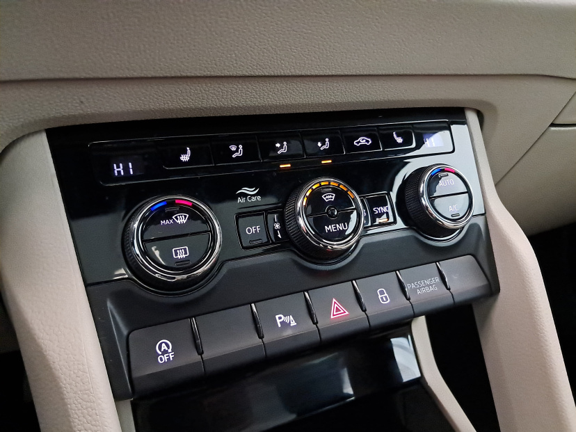 Škoda Karoq, 2018